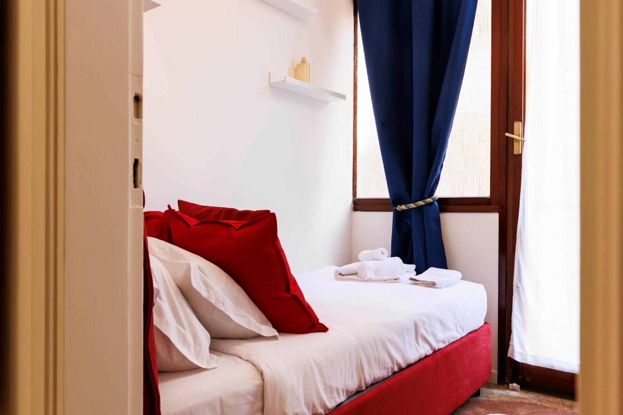 Borgo Pinti Luxury Duplex Florence